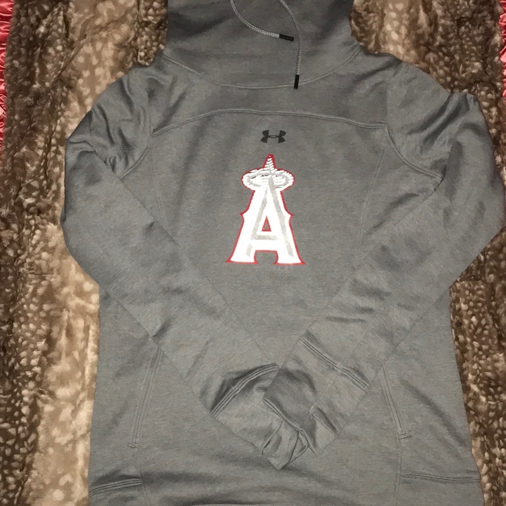 Angles turtle neck hoodie ✨
